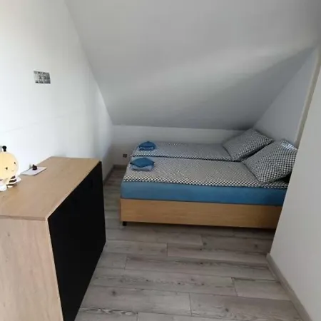 Sudecka شقة *